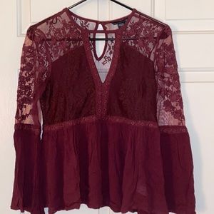 AE XS maroon lace bell sleeve top